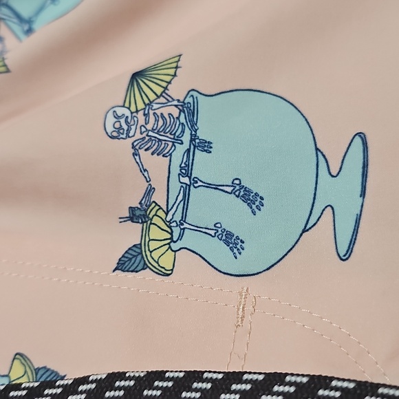 Hurley Men's Light Pink Swim Shorts Skeleton Cocktail Size Small New - Picture 6 of 8